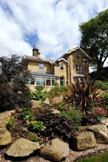 Chinthurst Guest House สกิปตัน ภายนอก รูปภาพ